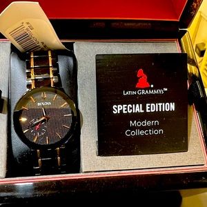 Brand New lady Bulova watch 98L240